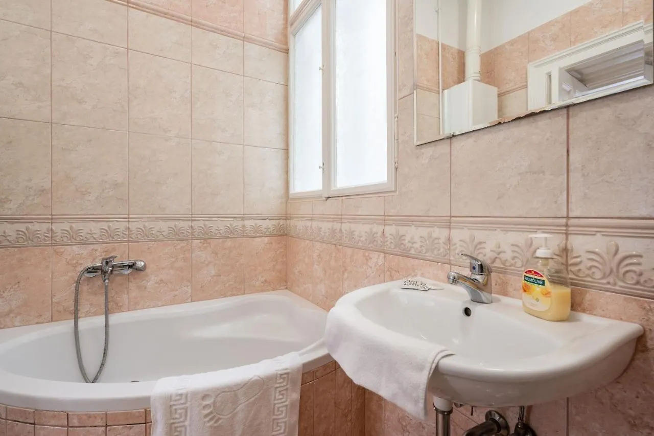 Megszunt - Erzsebet Krt 37 Apartment Budapest